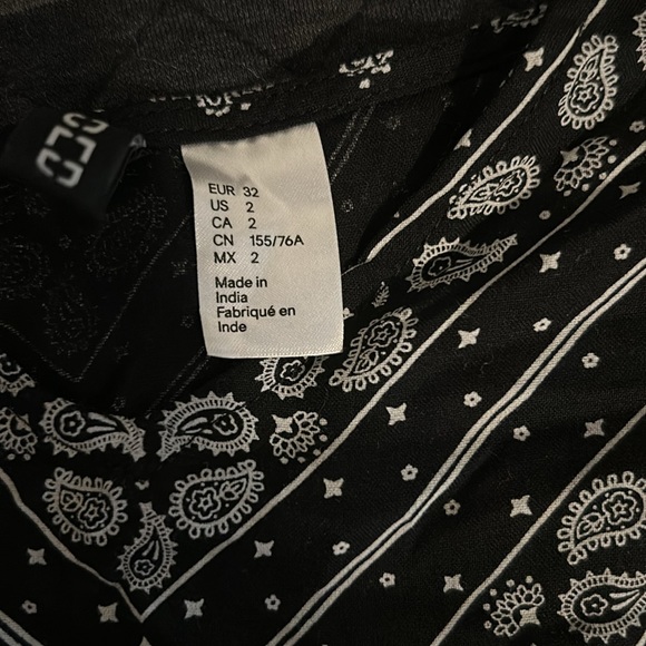 Paisley tank top - Picture 2 of 2